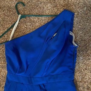 Bridesmaids dress from David’s bridal. Size 6 in the color horizon.